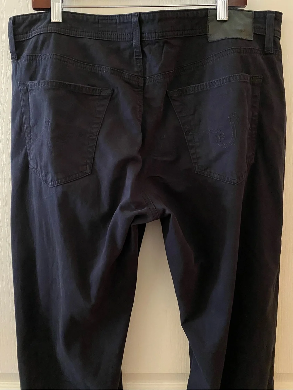 AG Men’s Graduate Tailored Leg Jeans/Pants in Black - 38x34